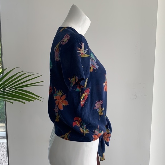 Madewell 100% Silk Novel Tie-Front Top in Bird of Paradise V- neck , size S - Picture 12 of 14